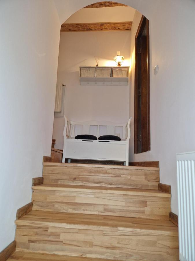 Appartement Evelyn'S Place à Braşov Extérieur photo